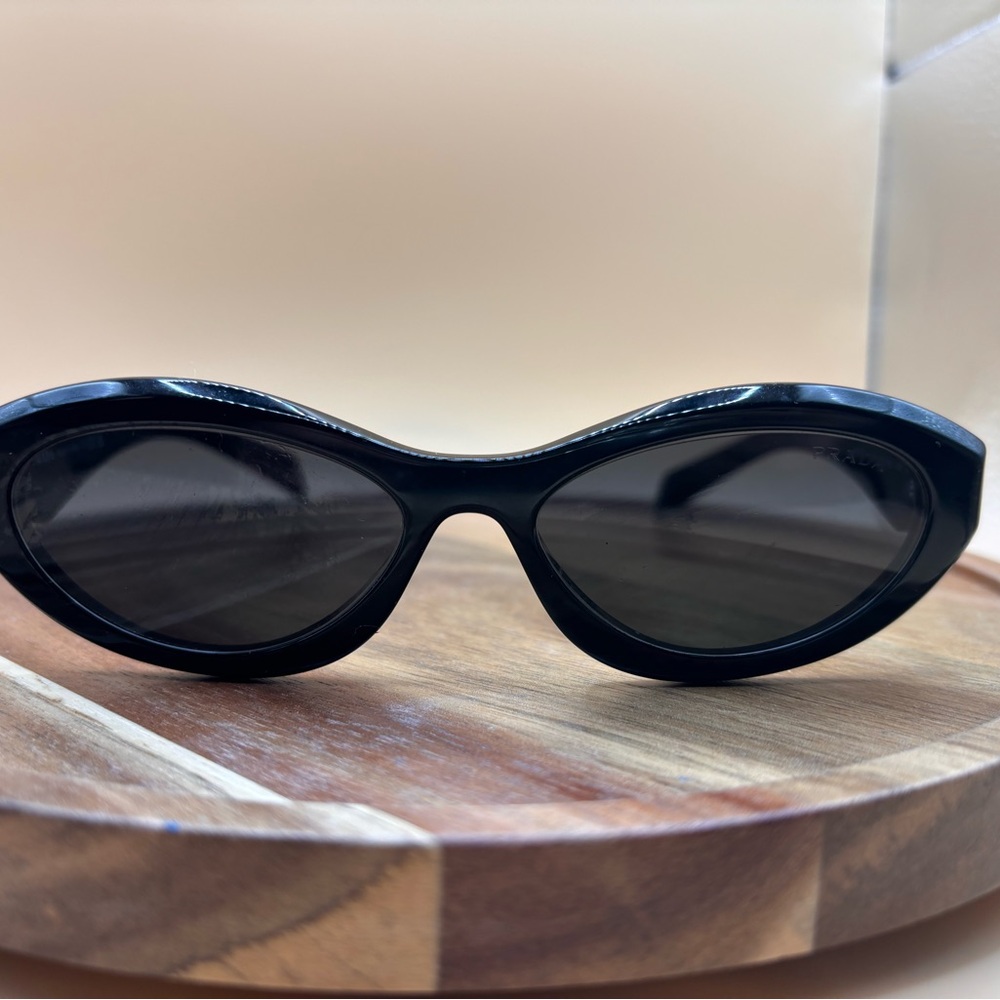 Prada sunnies